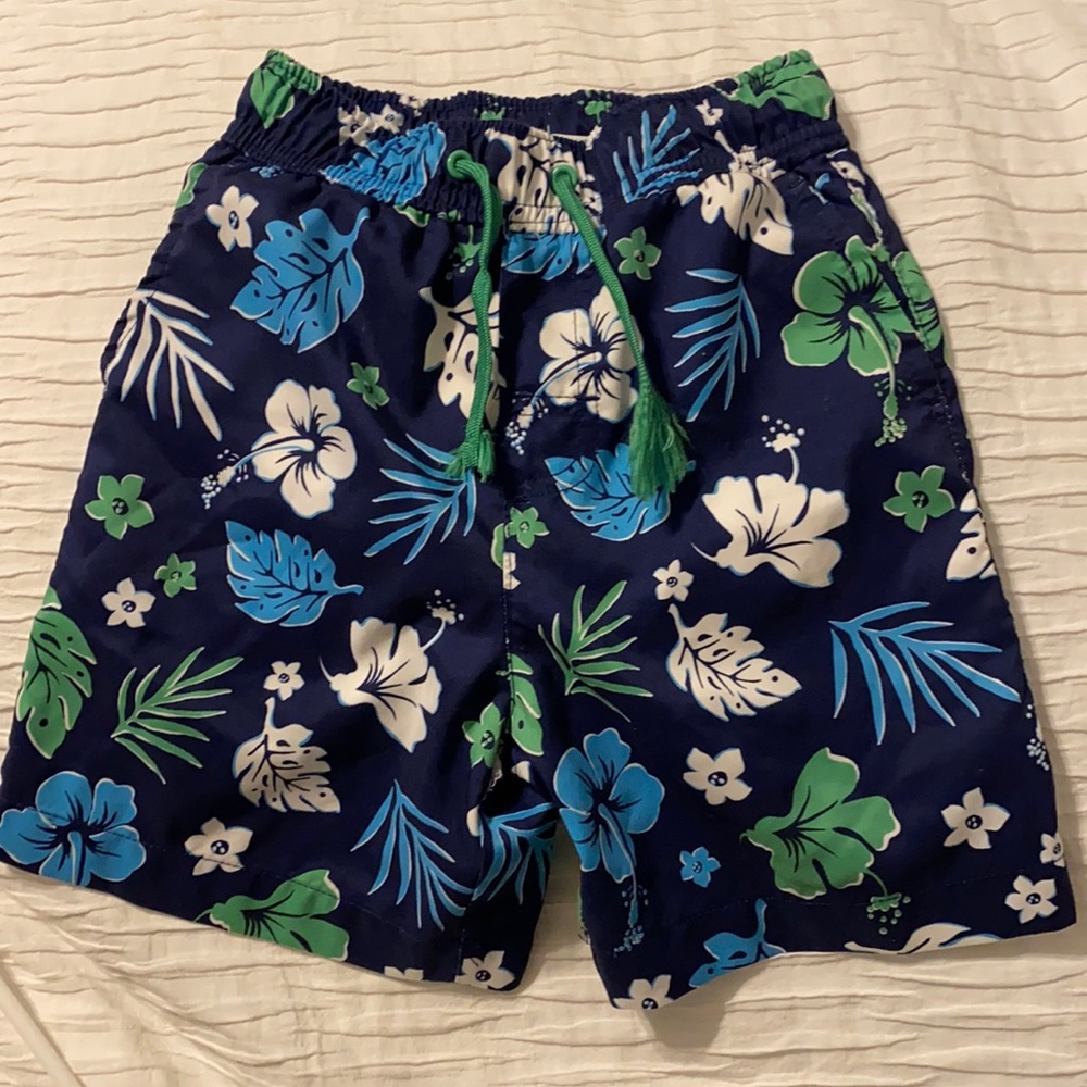 Boys Size Small Crown&Ivy Swim Trunks